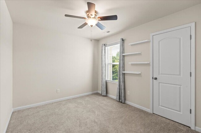 Building Photo - 4529-1 Iron Oak Ln