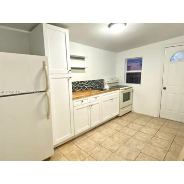 Building Photo - 4307 SW 9th St