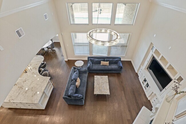 Building Photo - 5730 Balcones Ridge Ln