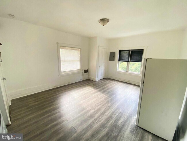 Building Photo - 4635 Leiper St