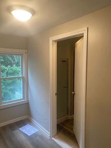 Building Photo - 134 Shelton Ave
