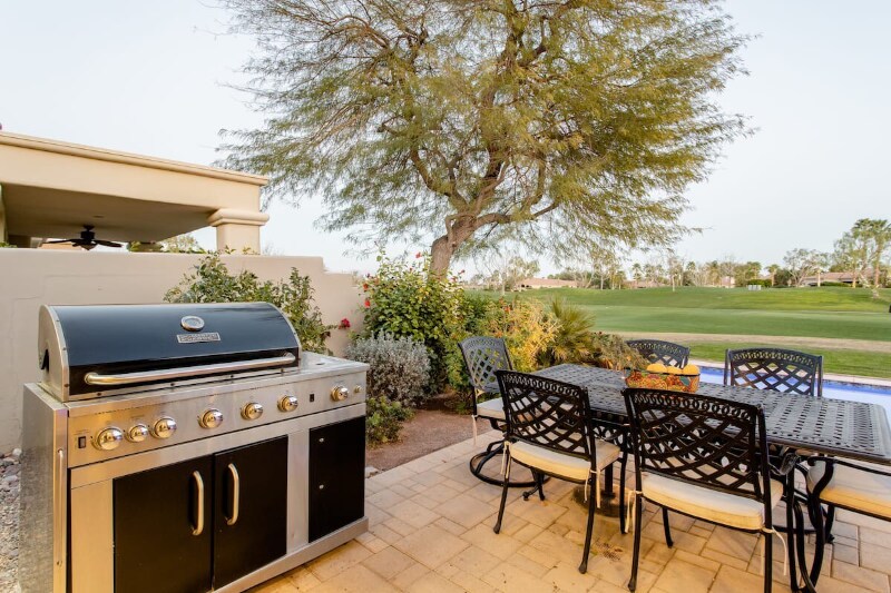 Building Photo - 56840 Jack Nicklaus Blvd