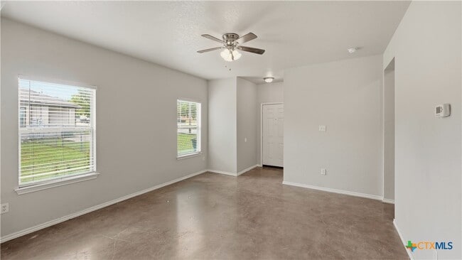 Building Photo - 147 Rosedale Ave