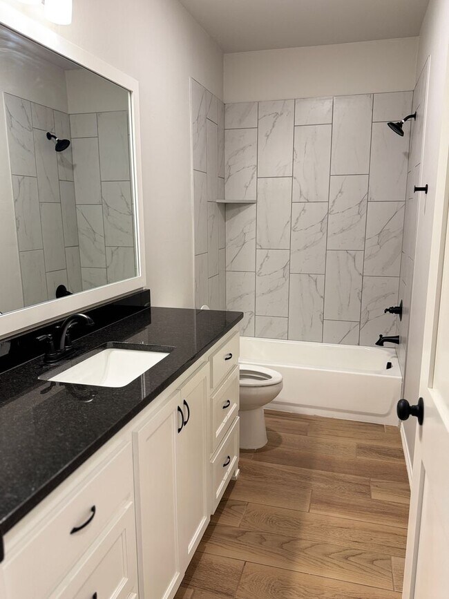 Building Photo - 4 West