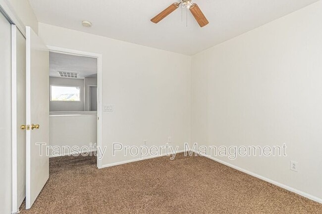 Building Photo - 8528 S 49th Ln