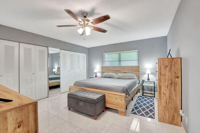 Building Photo - 6078 Dusenburg Rd