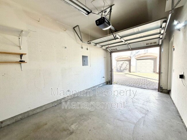 Building Photo - 39315 Flamingo Bay