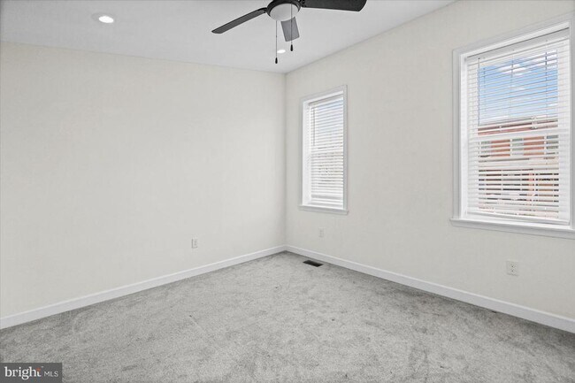 Building Photo - 609 McKewin Ave