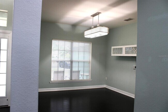 Building Photo - 1555 Blue Sky Blvd