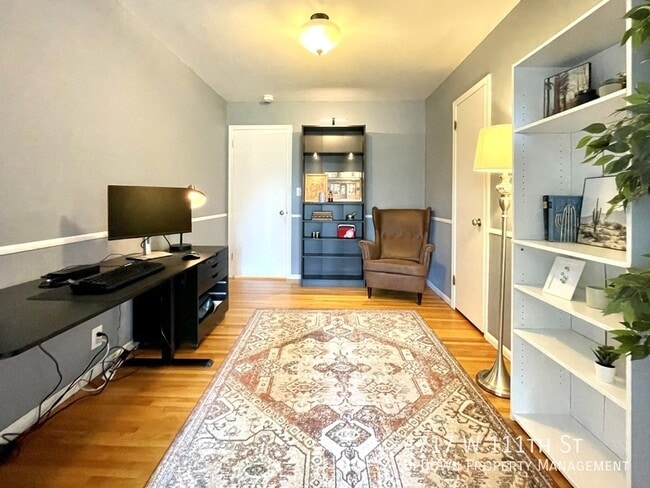 Building Photo - 4717 W 111th St