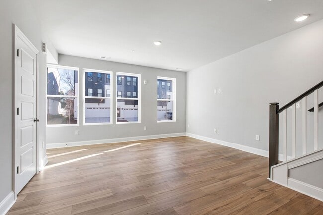 Building Photo - Cozy & Contemporary 3BR Condo in Raven Ridge, Raleigh!