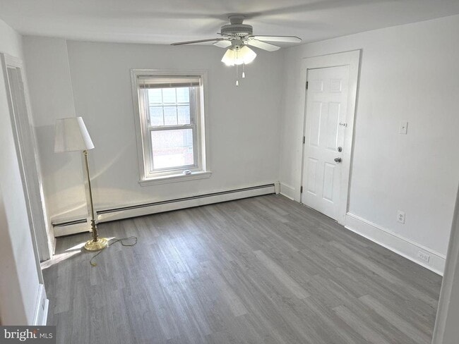 Building Photo - 134 N Main St