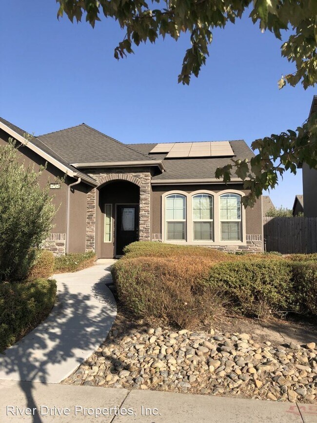 Primary Photo - 3 br, 2 bath House - 4734 Barclay Way