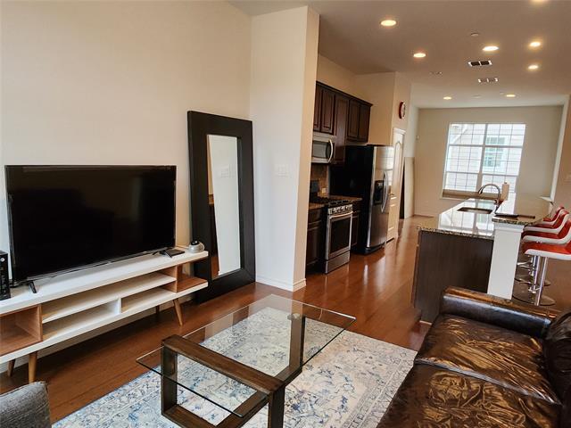 Building Photo - 5029 Parkview Pl