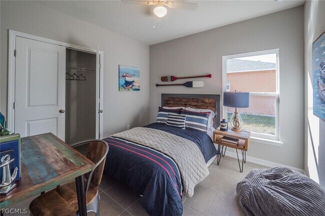 Building Photo - 500 NE 16th Terrace