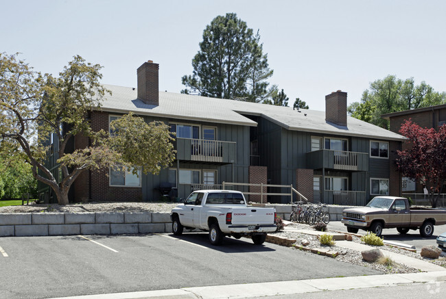 Building Photo - Spring Park Apartments