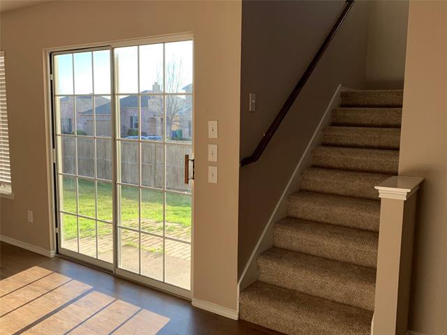 Building Photo - 7137 Wind Row Dr