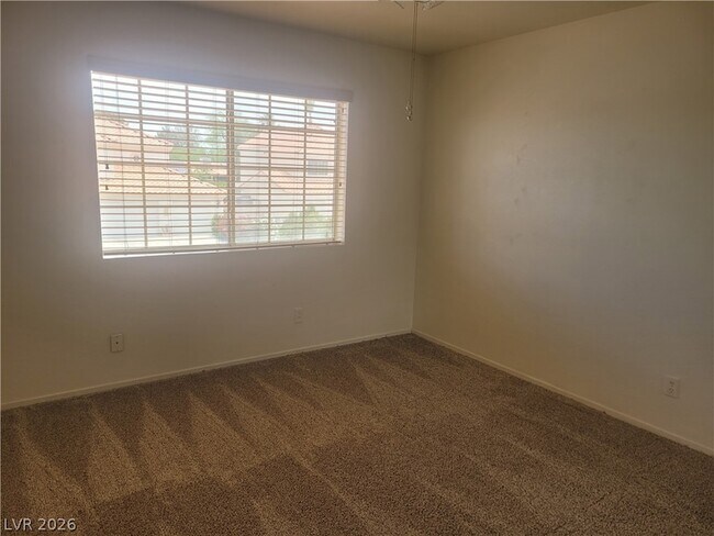 Building Photo - 4013 Forest Knoll Ln