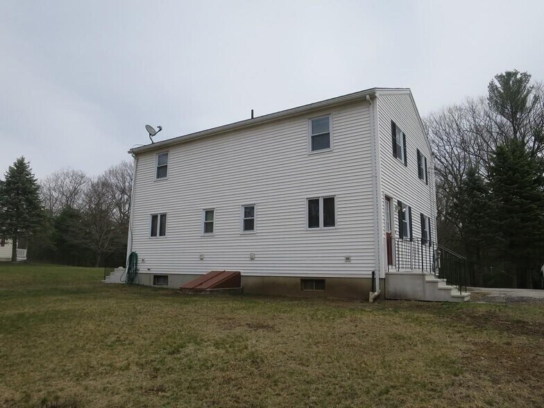 Building Photo - 16 Lynch Rd