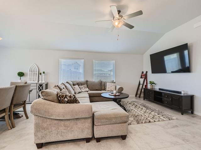 Building Photo - 195 Star Light Wy