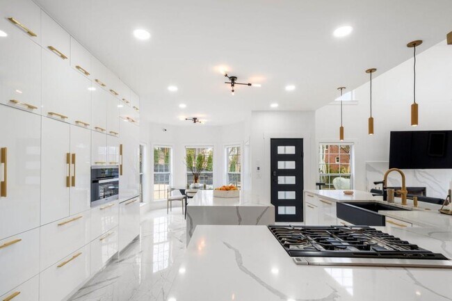 Building Photo - 1046 Wiley Bridge Rd