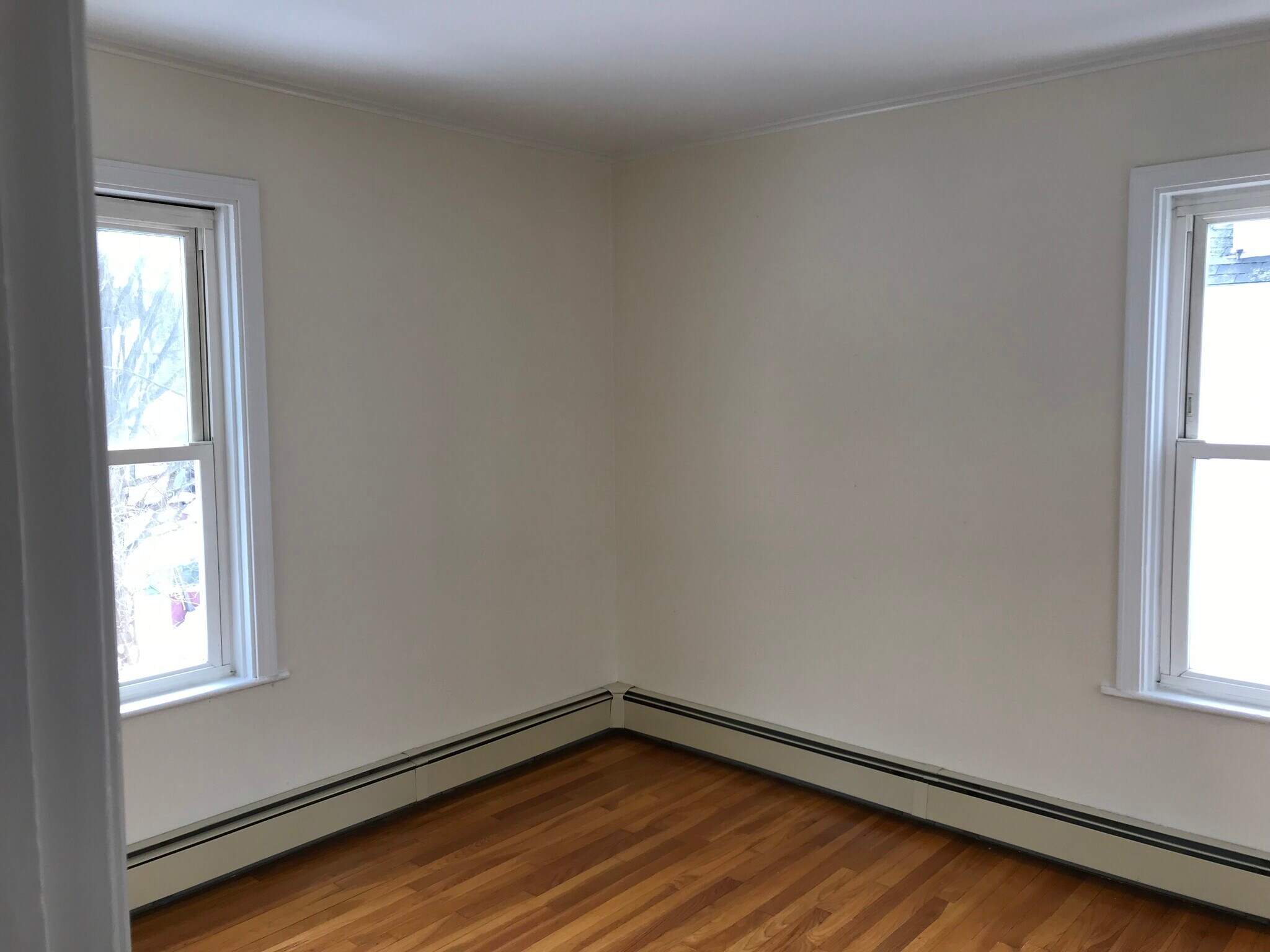 Building Photo - 8 Myrtle St