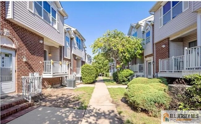 Building Photo - 468 Great Beds Ct