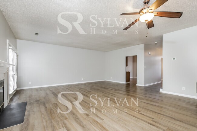 Building Photo - At Last, This Is What You Have Been Searching For!