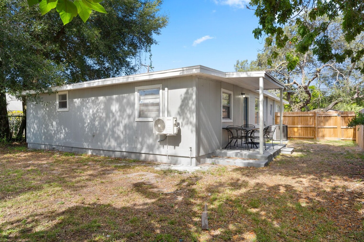 Building Photo - 3602 E Chelsea St