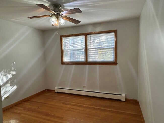 Building Photo - 5350 N Central Ave