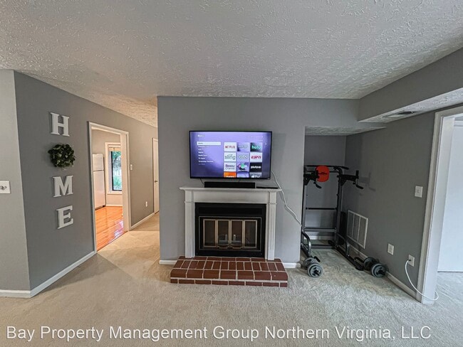 Building Photo - 1 br, 1 bath House - 2239 Hunters Run Dr