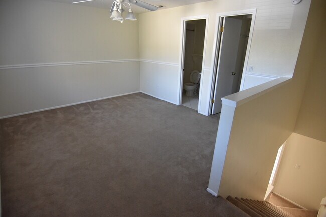 Building Photo - WINTER PARK: Sandlewood Creek Community