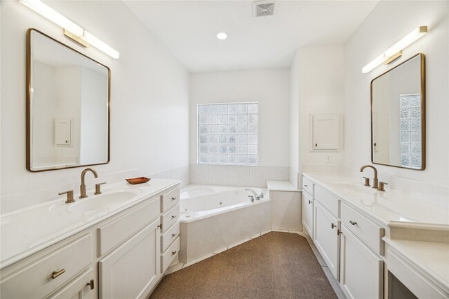 Building Photo - 811 Patterson St