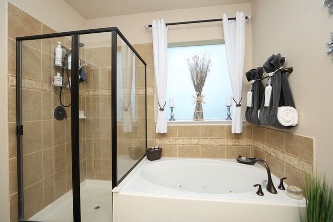 Building Photo - 55 Hearthwick Place