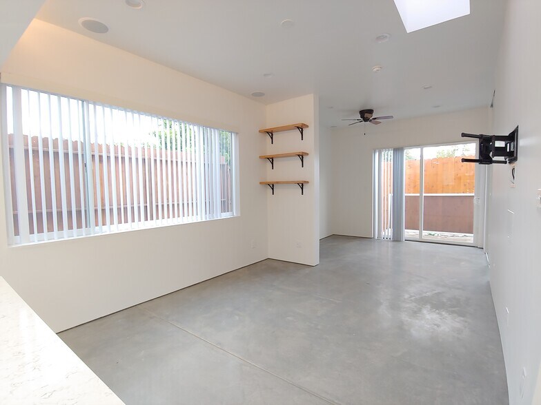 Building Photo - 4044 Alla Rd
