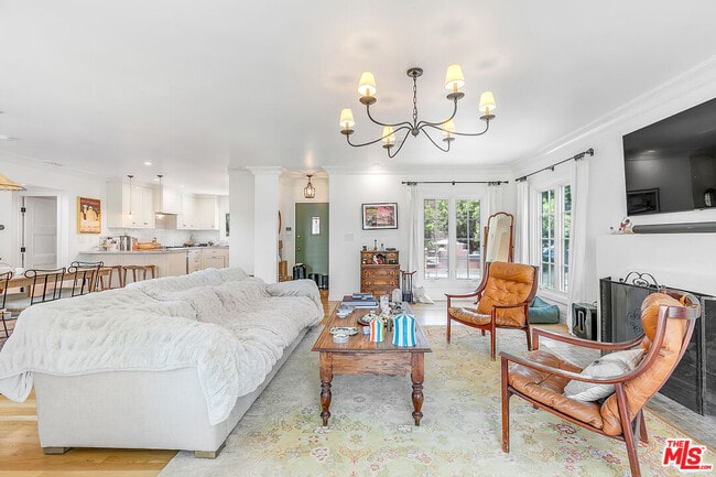 Building Photo - 1009 Carol Dr