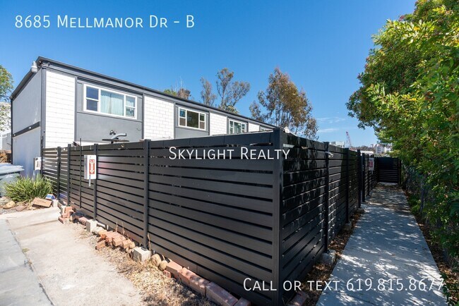 Building Photo - 8685 Mellmanor Dr