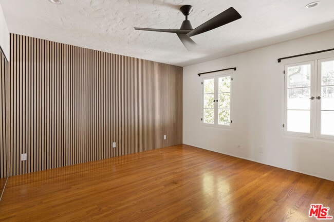Building Photo - 6856 Los Altos Pl