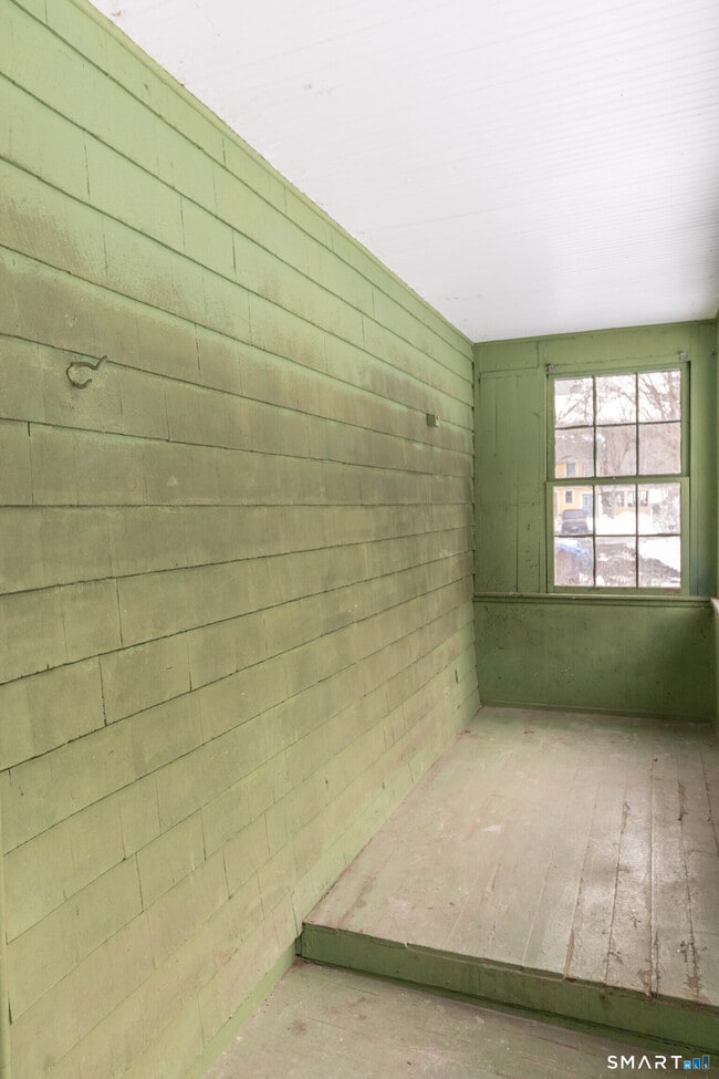 Building Photo - 63 Main St