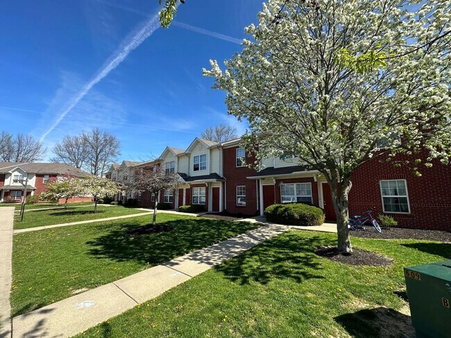 Building Photo - 6014 Castleford Dr