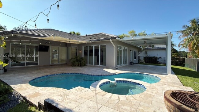Building Photo - 3767 Oak Ridge Cir