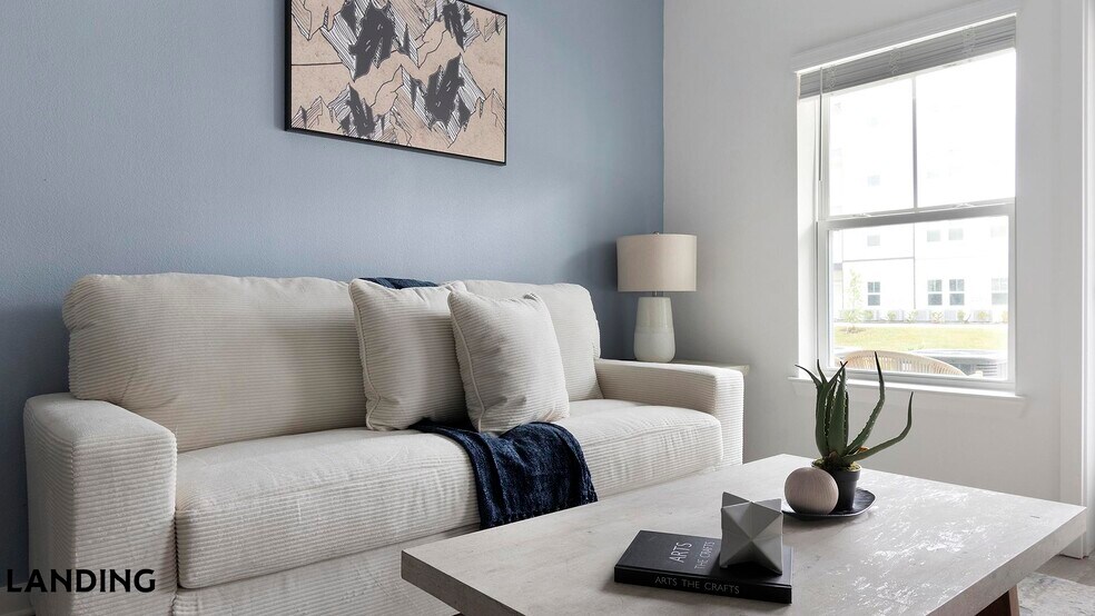 Building Photo - 12525 Tibbets Ln