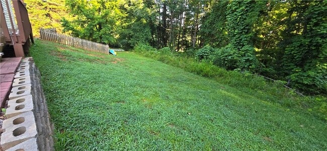 Building Photo - 5143 Ponderosa Farm Rd