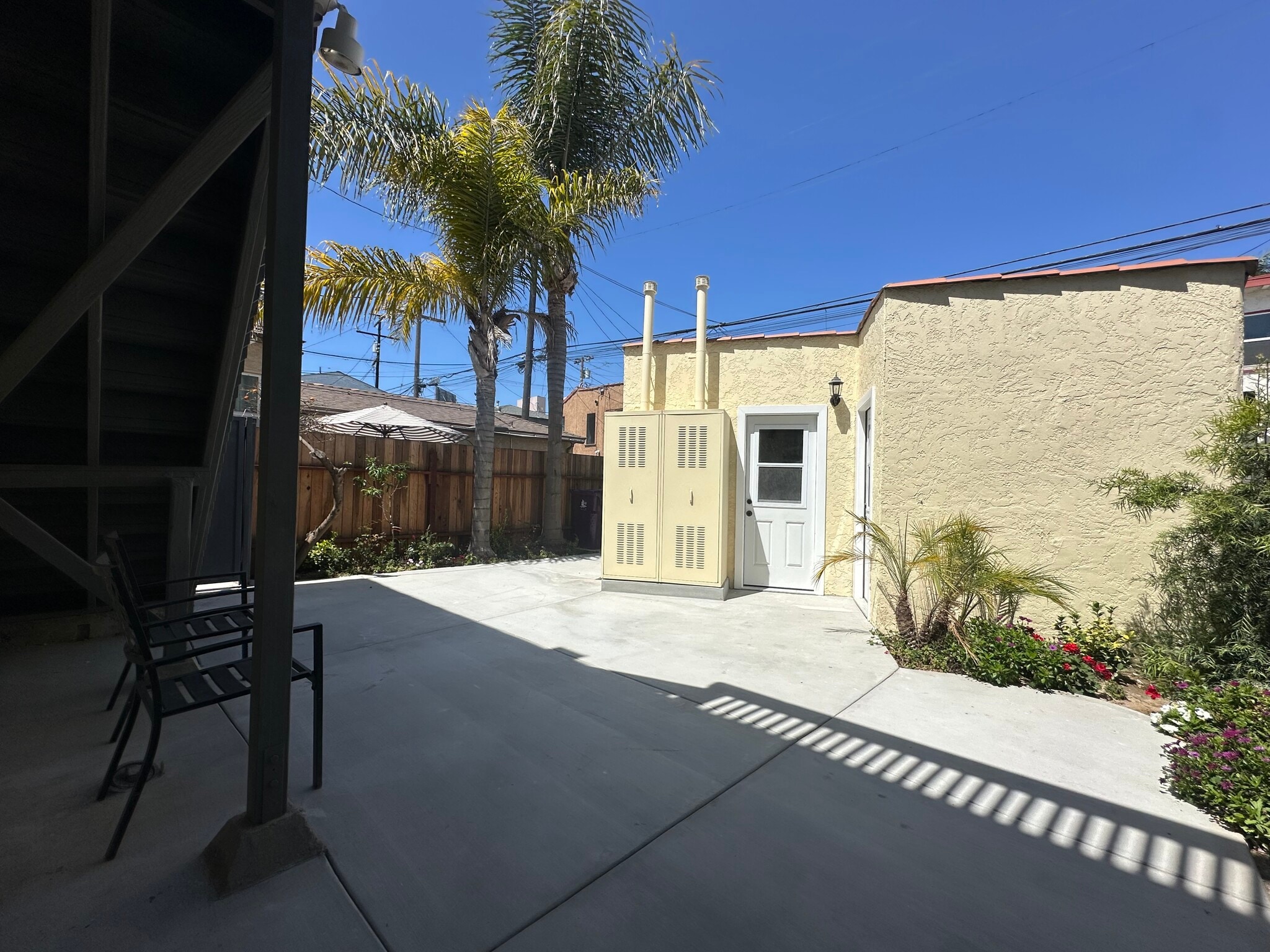 Building Photo - 211 Corona Ave