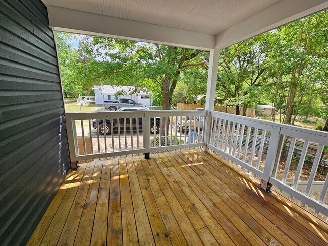 Building Photo - 274 Bledsoe Dr