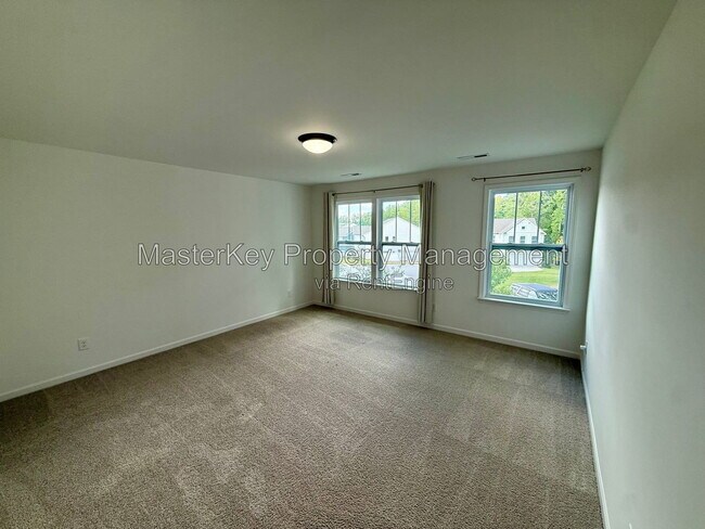 Building Photo - 1516 Addison Lk St