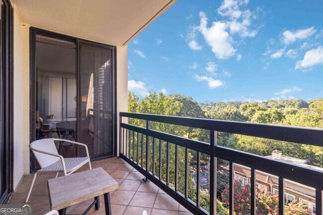 Building Photo - 1130 Piedmont Ave NE