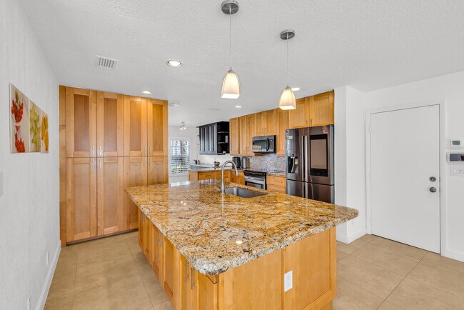 Building Photo - 10694 Wheelhouse Cir