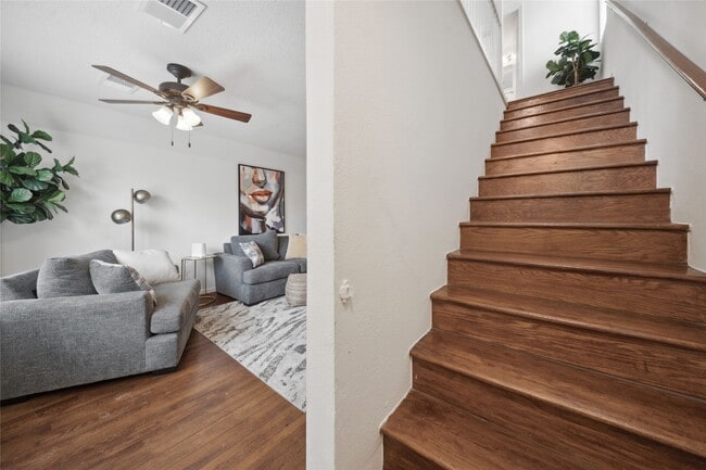 Building Photo - 1105 Tulane St