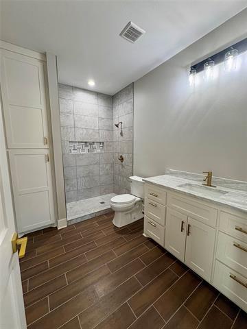 Building Photo - 2713 Stone Briar Dr